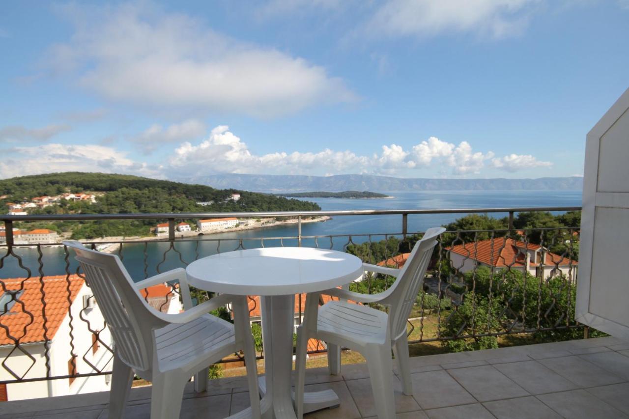 Apartments With A Parking Space Jelsa, Hvar - 8765 イェルサ エクステリア 写真