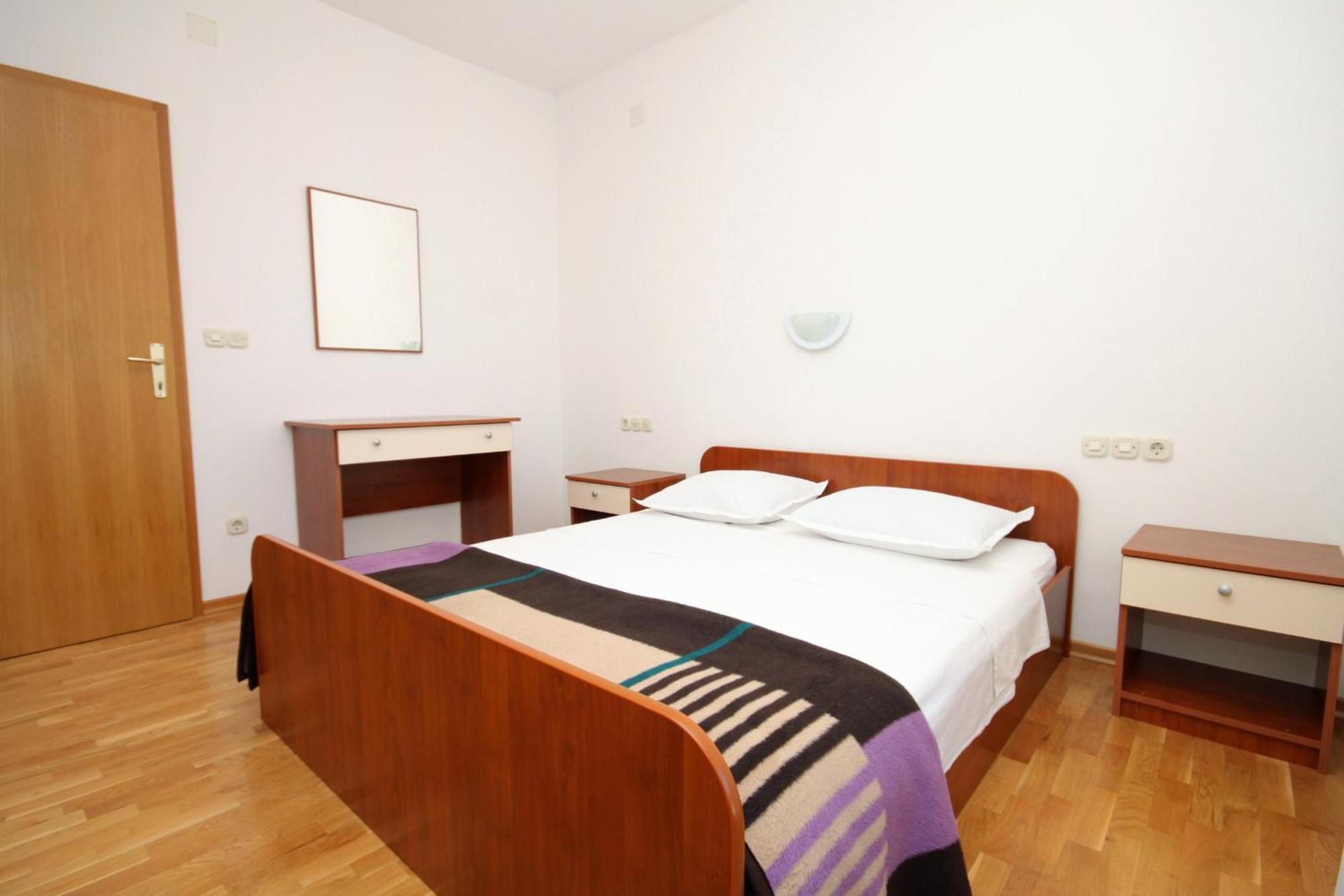 Apartments With A Parking Space Jelsa, Hvar - 8765 イェルサ 部屋 写真